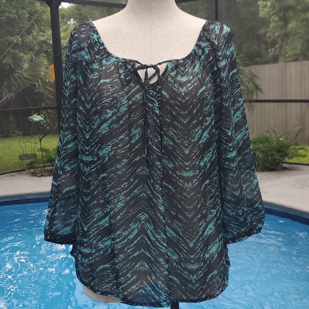 PRICE DROP+Maurices 3/4 sleeve top NWT